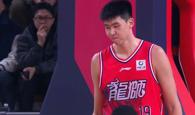 乐彩网官方-篮板第1！盖帽第1！杜锋弃徒强势逆袭，堪称励志哥，获郭士强认可